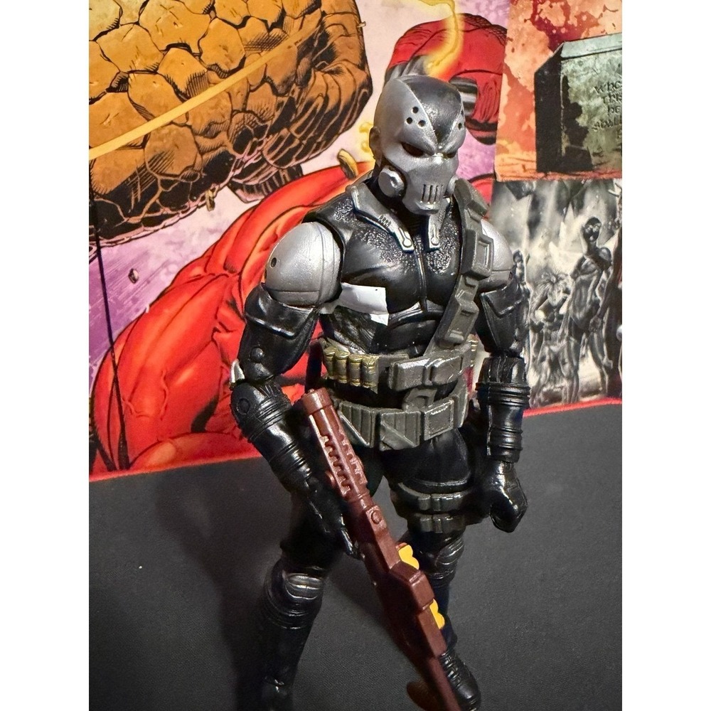 Marvel Legends - Scourge (Red Skull Onslaught)